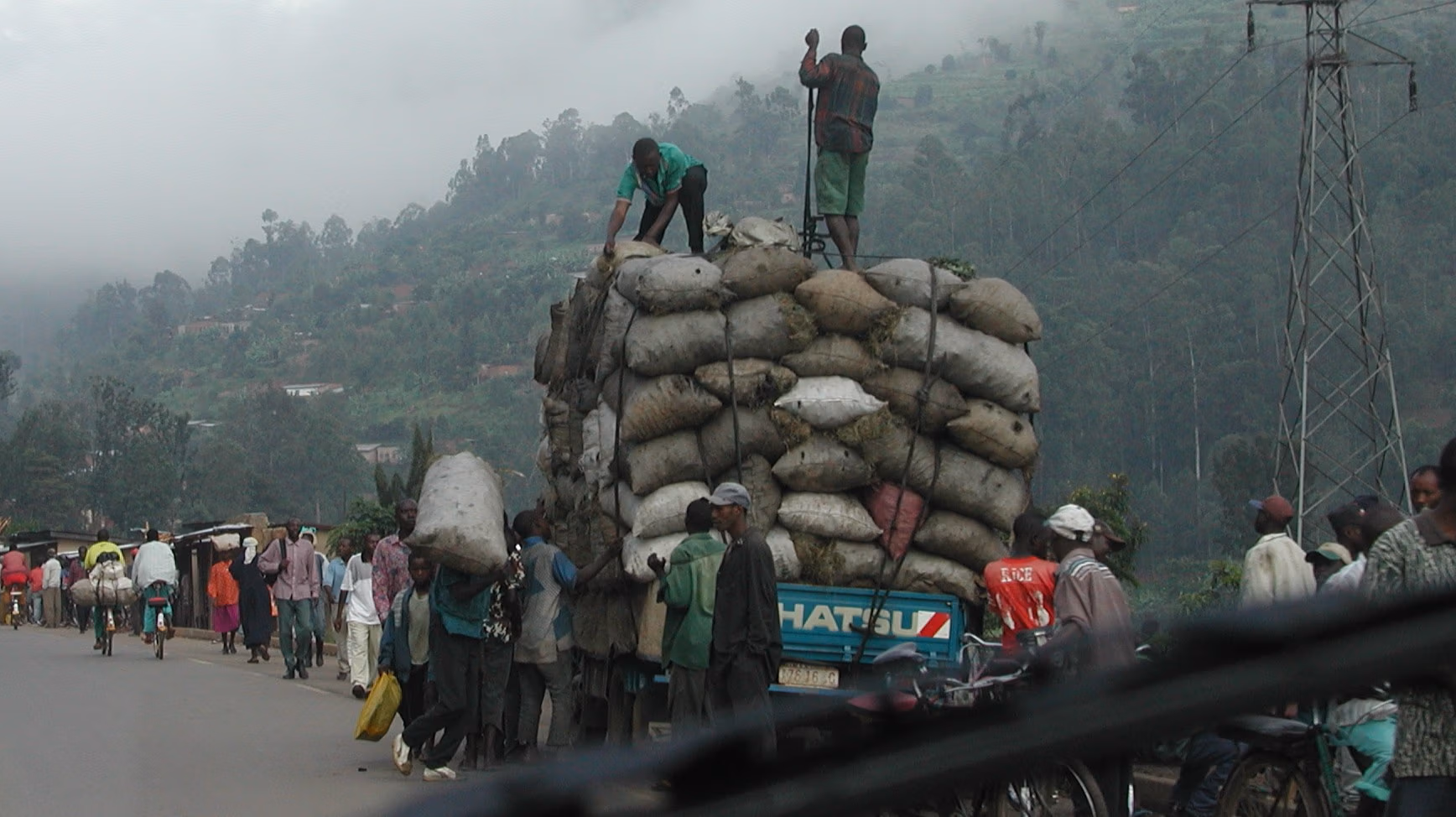 Sustainable cooking energy with biogas is an alternative to Charcoal suppliers in Rwanda are not a Sustainable Cooking Energy